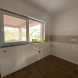 Balotesti, casa pe parter, Liniste, confort si padure peste drum